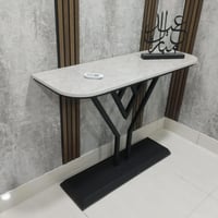 مدخل حديد أسود سطح بديل رخام