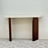 طاولة مدخل سطح بديل الرخام ملمس ناعم قاعده خشب لون...