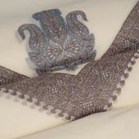 شال ميرينو كشمير الشتوي أصدار 2025 ذهبي على ازرق