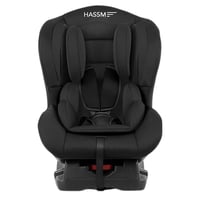 كرسي سيارة متعدد الألوان