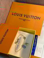 اسواره Lv بحلق ذهبي و فضي