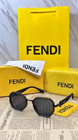 نظاره FENDI اطراف زيتي مطفي
