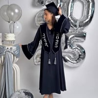 عبايات تخرج 2025 لون كحلي