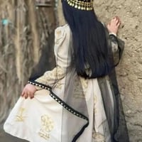 فستان يوم التأسيس