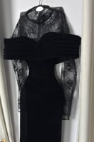 فستان سهرة أوف شولدر لون اسود