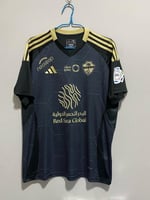 تيشيرت الأهلي التراثي