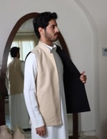 سديري جوخ لون اسود -بيج