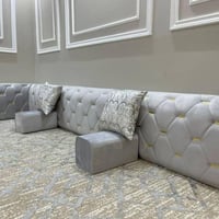 مساند ظهر مبطن بلمسات هندسية