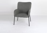 كرسي مفرد عريض قماش قواعد حديد اسود