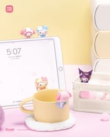 مجموعة Sanrio Guardian Meow Squad Series Lying Bea...