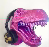 حامل يد تحكم وسماعة رأس بتصميم رأس ديناصور
