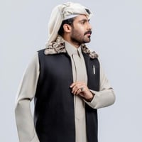 سديري رجالي شتوي فاخر – ياقة فرو أنيقة