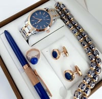 هدياء طقم رجالي بشكل انيق