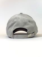 كاب شامواه رمادي فاتح