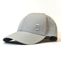 كاب شنيل رمادي فاتح