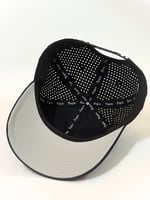 كاب شنيل اسود