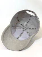 كاب شامواه رمادي فاتح