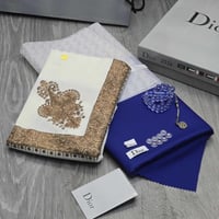 طقم قماش وشال فاخر مع سبحه راقية