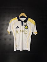 قميص نادي النصر الاحتياطي