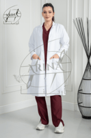 لابكوت طبي أبيض مع قصة خلفية و أزرار