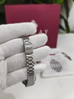 ساعه نسائيه ورديه