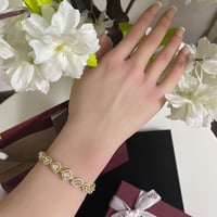 سواره نسائيه ذهبيه