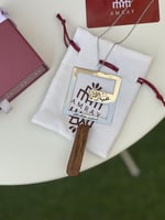 تعليقة سياره بأسم مع كسرة العود