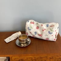 Djerf avenue beauty bag summer berries