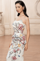 فستان كورسيه كوتور مزين بالكريستال من لالي ديزاين