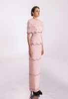 فستان من الميش والتفته الفاخره مزين بالاحجار باللو...