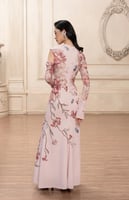 فستان بقصه حوريه البحر باللون الوردي من لالي ديزاي...