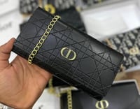 شنطة سوداء ستراب ذهبي MC100-010