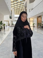 عبايه سمو بقماش مخمل كوري بتدخيل دانتيل مخمل مع كس...