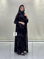 عبايه سهول كلوش بقماش مخمل مشجر