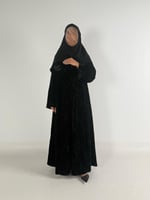 عبايه وديان دبل كلوش بقماش مخمل كوري مع تطريز اسود
