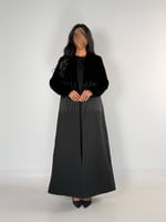 بليزر سنار بقماش مخمل كوري بتدخيل تطريز ناعم اسود