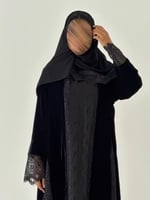 عبايه توق كلوش كامل قماش مخمل بتدخيل دانتيل