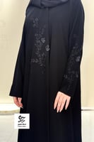 عبايه عاليه قصهAبقماش سيراميك اسود بتدخيل شك ناعم...