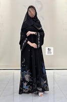 عبايه كلوش بقماش شيفون مشجر مع الطرحه