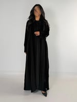 عبايه سجه كلوش تدخيل مخمل كوري شرائح مع تطريز ناعم