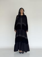 عبايه ثراء بقماش مخمل مع كريب اندونسي بتدخيل دانتي...