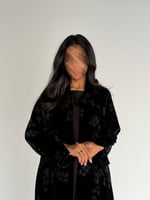 عبايه لارين كلوش بقماش مخمل مطبوع