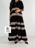 عبايه علاء كلوش طبقات بقماش مخمل كوري بني