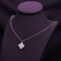 عقد فضة عيار 925