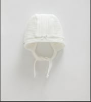 قبعة مواليد قطنية مضلعة برباط وفيونكة -صناعة تركية