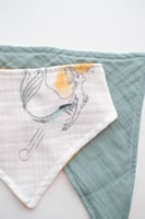 مريلة أطفال قطن موسلين وجهين سكري وملون- صنع في تر...