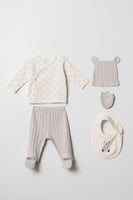 طقم استقبال مواليد بناتي 4 قطع - بلوزة "لف" مضلعة...