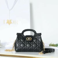 ديور جولي شامل الملحقات