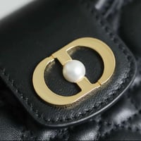 ديور جولي شامل الملحقات