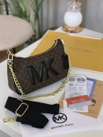 شنطة مايكل كورس